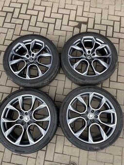 Alu kola EXTREME Škoda 5X112 R20 - rezervace