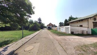 Pronájem garáže - Vltavské Nábřeží