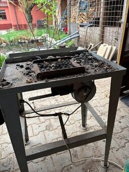 Prodám kovařskou vyheň a přislušenstvi