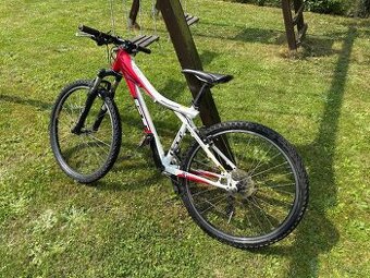 Prodám juniorské horské kolo GT Avalanche 26", velikost S