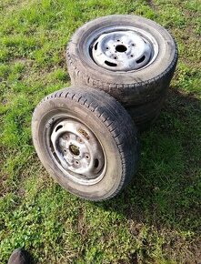 Ford transit kola 5 díry x r15