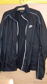 Nike bunda