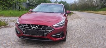 Hyundai i30 combi, r.v. 2023, 1.majitel, garážované