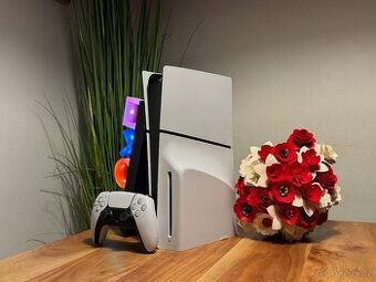 Playstation 5 Slim mechanika + záruka / velmi zachovalý stav