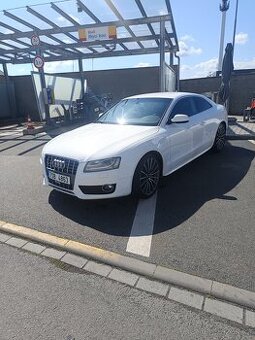 Prodám Audi A5 , 2.0 TDI 125 kW