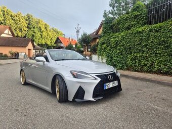 Lexus IS 250 C rok 2009 153kW V6