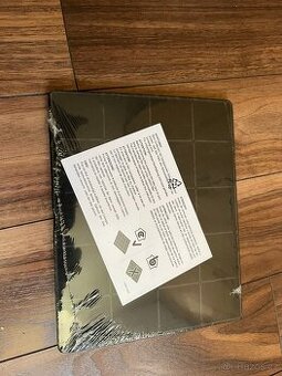 Uhlíkový filtr Electrolux ECFB01ST černý