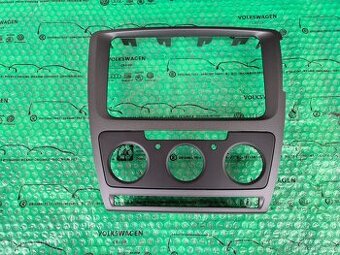 krytka spínačů rámečekautorádia 1Z0858069CC1AR