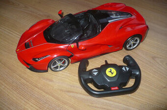RC auto Rastar Ferrari