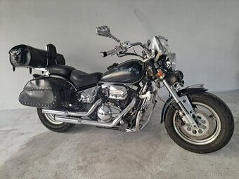 Suzuki VZ 800 Marauder