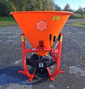 ROZMETADLO PRŮMYSLOVÝCH HNOJIV