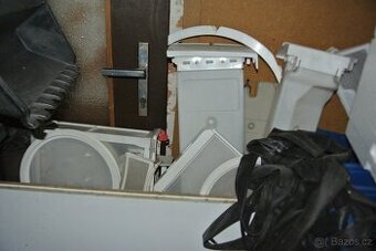 Prodám  díly   síta   atd   do sušiček  různé