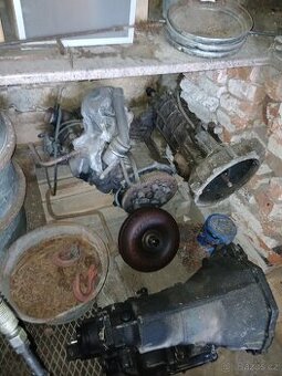 Motor a prevodovka Škoda 100