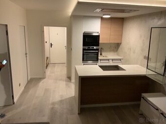 ZEDNICKÉ PRÁCE, REKONSTRUKCE BUTU A KOUPELEN, PLOTU, TERASU