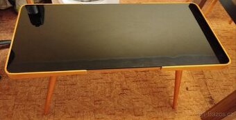 Zachovalý skleněný pevný konferenční stolek