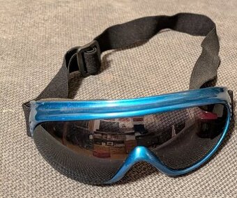 Lyžarské brýle do slunného a špatného počasí)