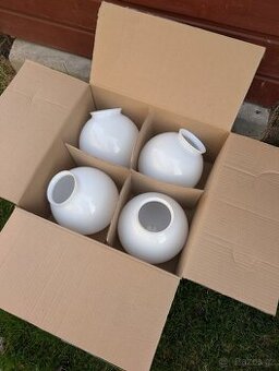 stínidlo opálová koule průměr 20 cm, držák 10 cm, více ks