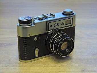 Dálkoměrný FED 5B + Industar I-61 L/D (2.8/53 mm) - r. 1977