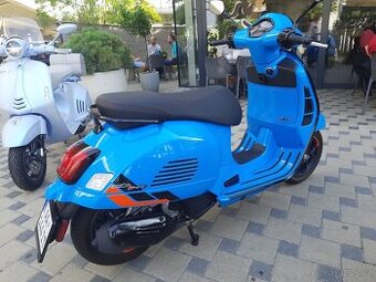 Vespa GTS 125 Super Sport