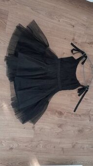 Dámské společenské šaty vel.38