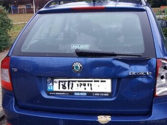 Páté dveře Škoda Octavia kombi 2011