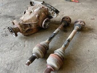 Diferenciál / poloosy BMW E39 523i manual