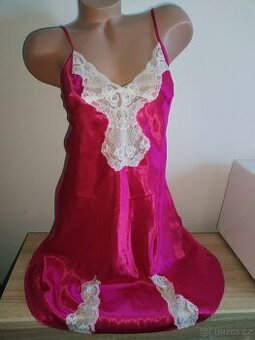 Noční košilka vel.38