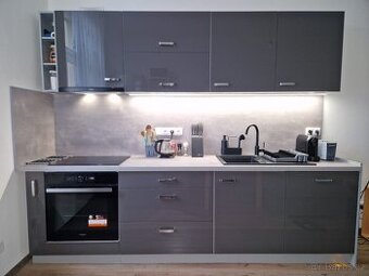 levná  vzorkova KUCHYNEPROTEBE Grey 275 cm lempert