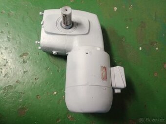 Elekromotor s převodovkou 1.1 kW