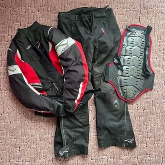 Textilní oblečení na motorku + chránič páteře