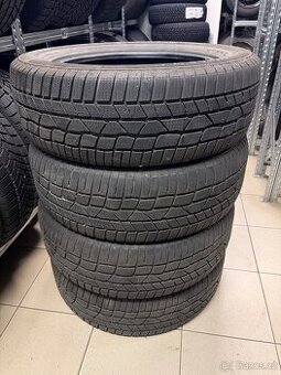 Zimní pneu Continental 215/60/17 96H