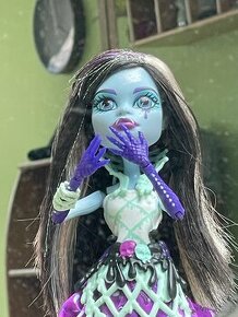 Monster High Sweet Screams Abbey Bominable