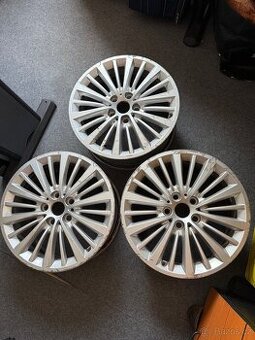 Originální Alu kola BMW styl 481 17’’ R17 - 3 ks.
