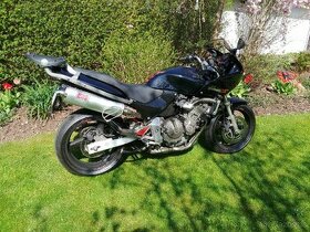 Honda Cb600S Hornet, uloženka, krásný stav 30tkm.