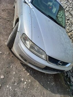 Prodám dily Opel vectra b 1.8,  a 2.0 benzín