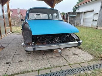 Škoda 100