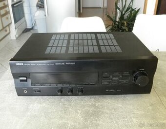 Zesilovač YAMAHA DSP - A492