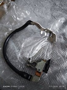 Řídící jednotka pro kontrolu baterie 5QA915181D