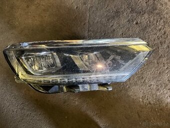 VW PASSAT B8 - FULL LED PRAVÉ SVĚTLO - 1