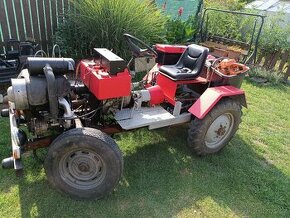 MALOTRAKTOR