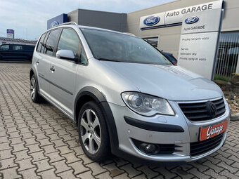 Volkswagen Touran 2.0 TDI CROSS kůže, xenoxy