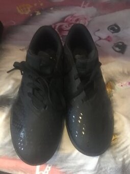 Sportovní obuv adidas ČERNÁ Vel.38