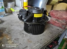 Škoda Octavia 2 ventilátor topení climatronic