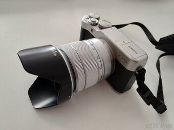 Fotoaparát FUJIFILM X-A10 stříbrný + XC 16-50 mm