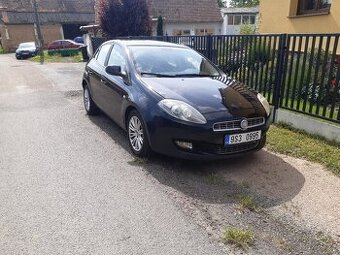 Fiat bravo 1,4 16 v klima r.v. 2011