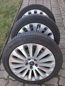 Zátěžové kola, original Ford.