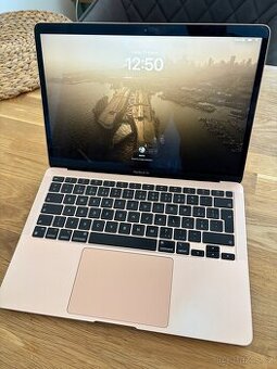 Apple Macbook Air M1 8GB RAM 256 GB použitý