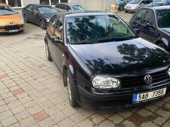 volkswagen golf 1.6 77kw - 1
