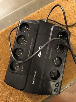 Zalozni zdroj APC Back-UPS ES 550