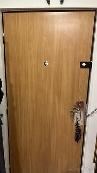 Vchodové dvěře 80cm levé